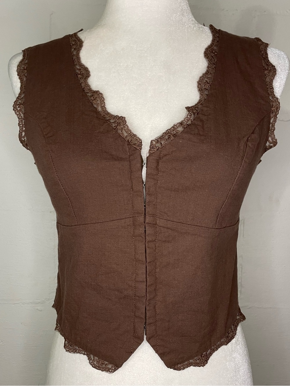 Jon & Anna Chocolate Brown Lace-Trim Sleeveless Tank